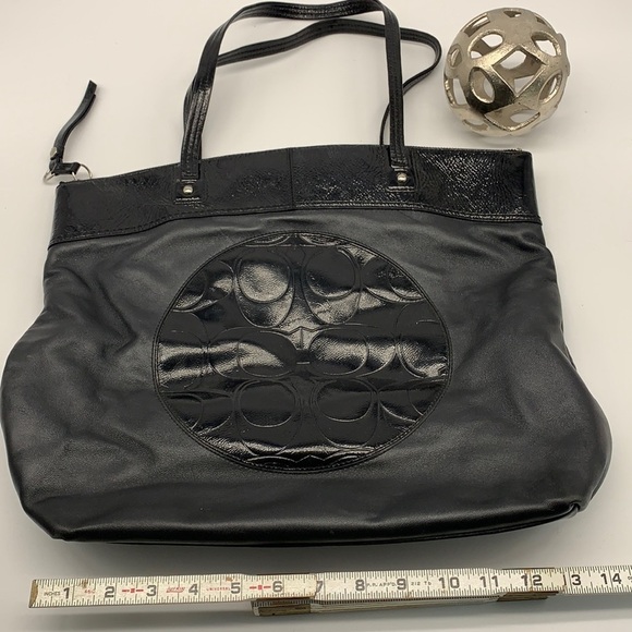 Coach Black Leather Tote with Signature C Circle - Picture 2 of 9